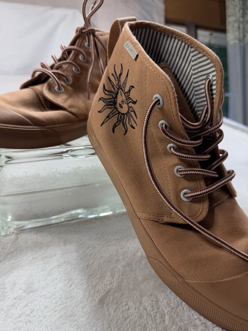 Bangs Shoes Sun Moon Embroidered High Top Canvas Sneakers Tan Mens 7.5 Wmns 9